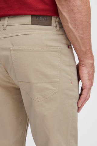 FQ1924 Paul 5 Pocket Chino | Crockery