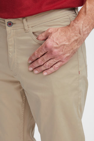 FQ1924 Paul 5 Pocket Chino | Crockery