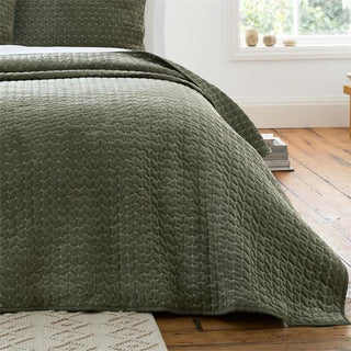 Attica Velvet Bedspread | Green