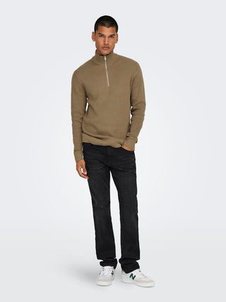 Weft Mid Rise Regular Jean | Black