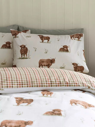 Angus Highland Cow Duvet Cover | Natural