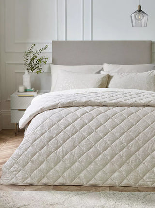 Corded Leaves Duvet Set | Champagne