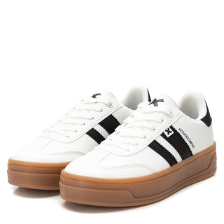 Striped Trainer | White