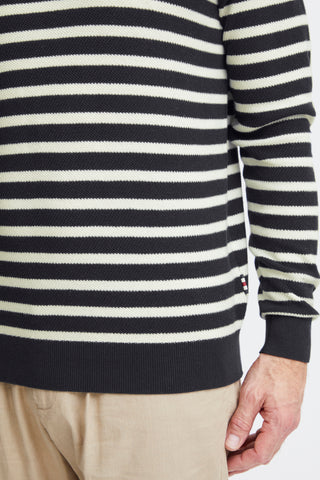 FQ1924 Crew Neck Jumper Navy