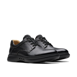 Un Briley Pace | Black Leather