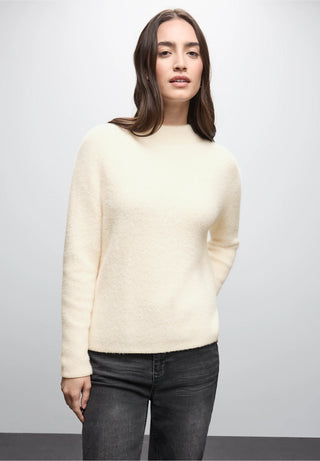 Round Neck Fluffy Jumper | Soft Beige