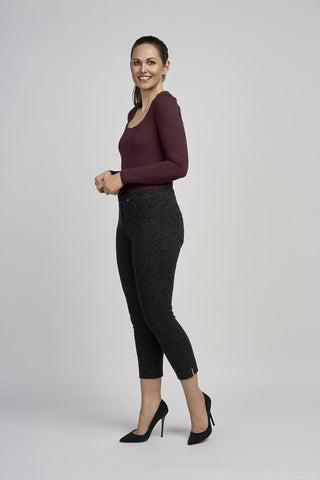 Butter Cup Ankle Grazer Trouser | Black Jacquard