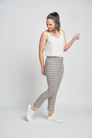 Leane Trouser | Taupe Black Oval