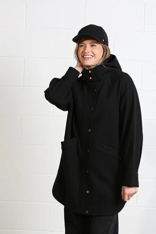 Joanna Coat | Black