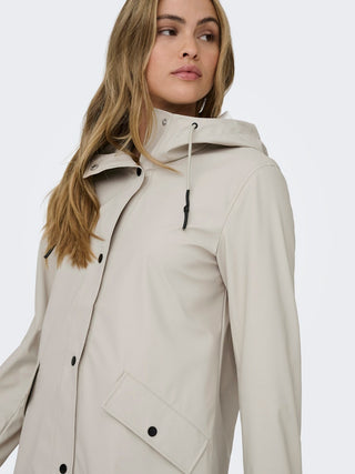 Leslie Raincoat | Silver Lining