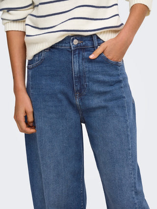 Jessica High Waist Barrel Ankle Jean |  Medium Blue Denim