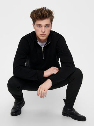 Ceres 1/2 Zip | Black