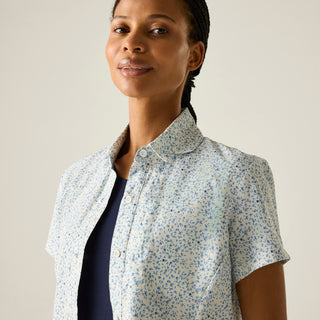 Women's Anti-insect Travel Light Short Sleeve Shirt | Barely White Falling Petals Print