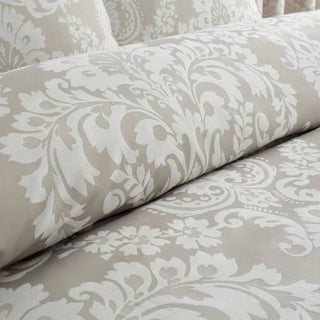 Catherine Lansfield Classic Damask Duvet Natural